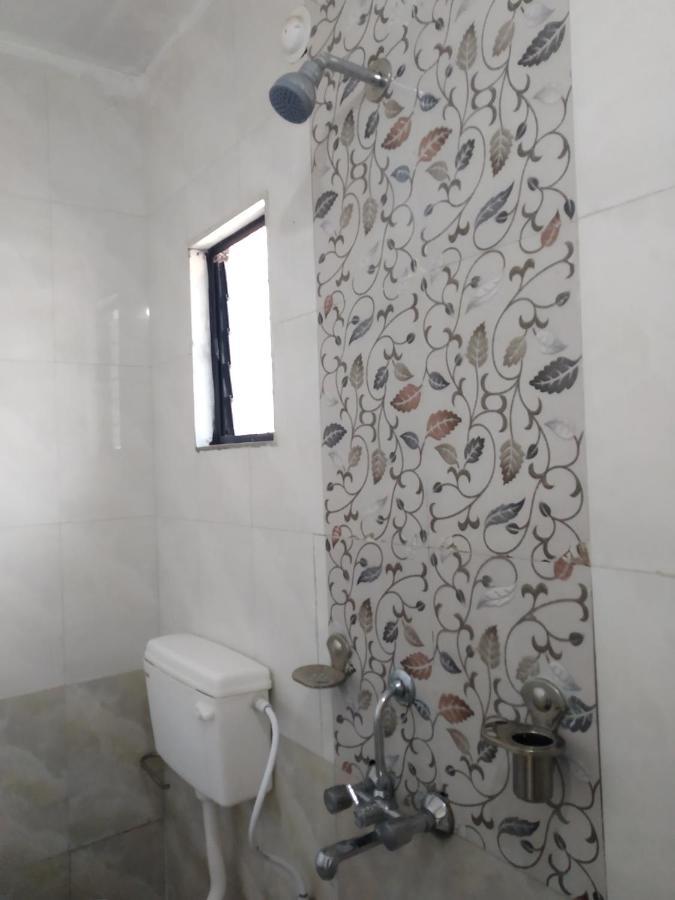 Hotel Vrundavan Pune Extérieur photo