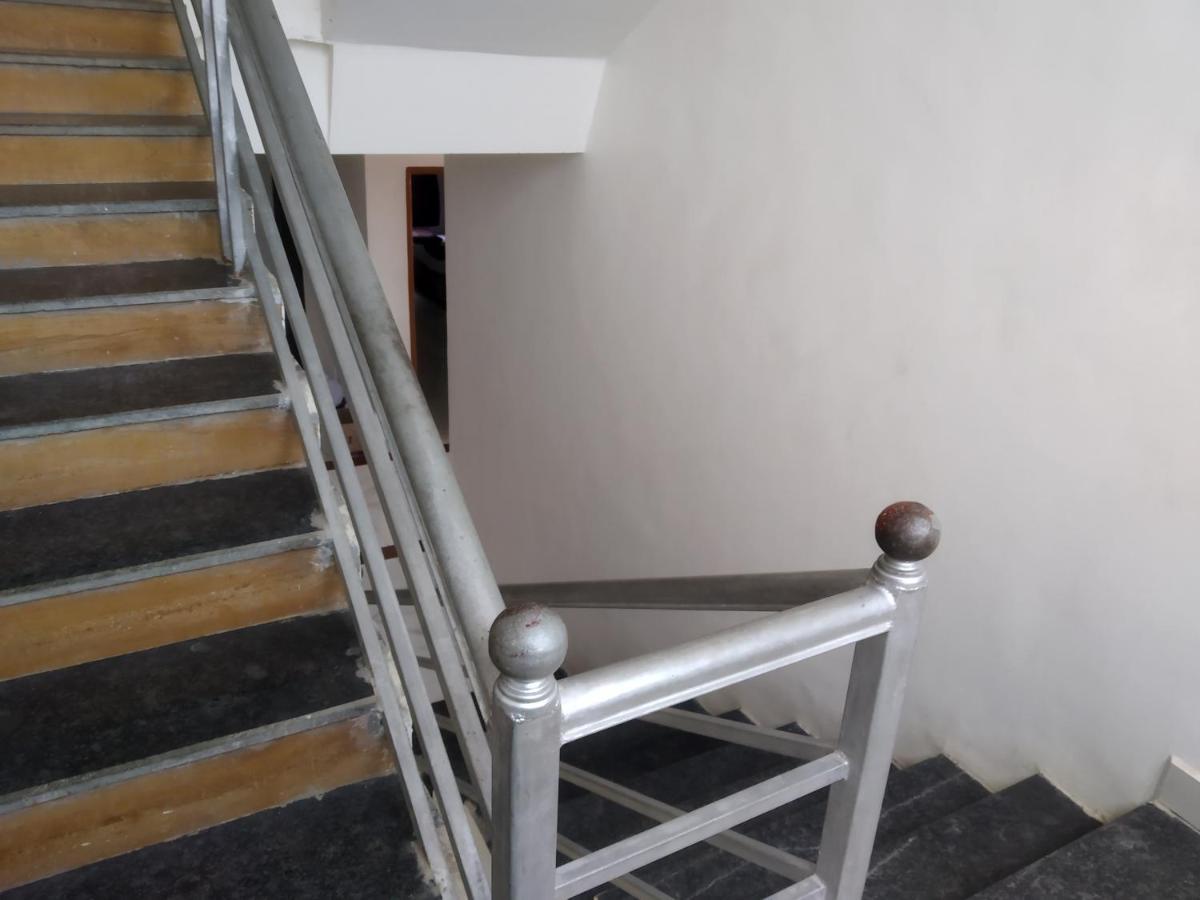 Hotel Vrundavan Pune Extérieur photo