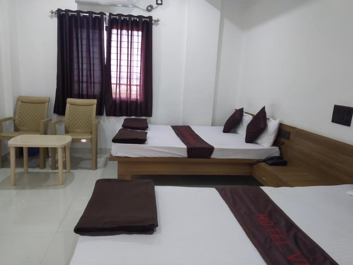 Hotel Vrundavan Pune Extérieur photo